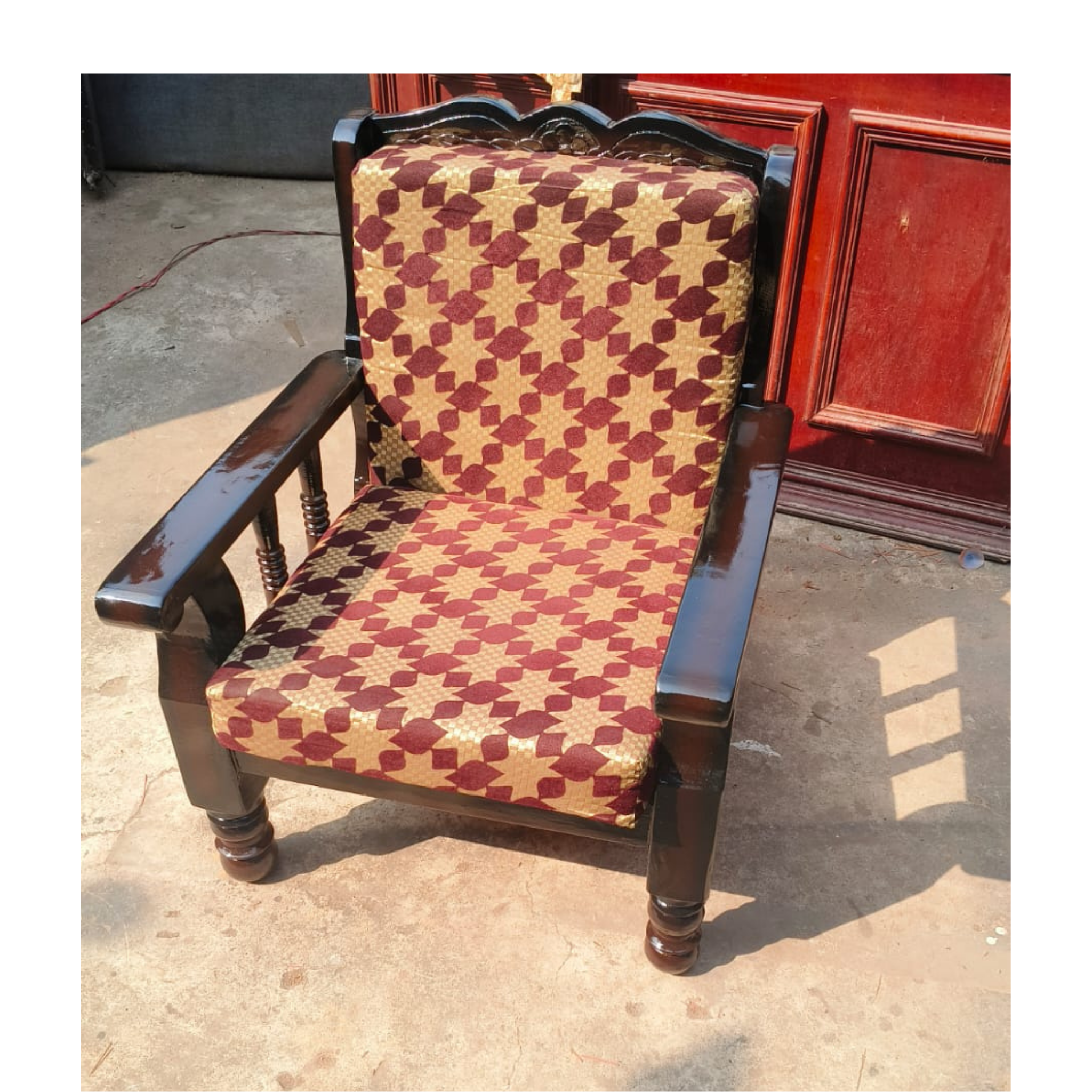 Compact size solid teak wood sofa set - Image 4