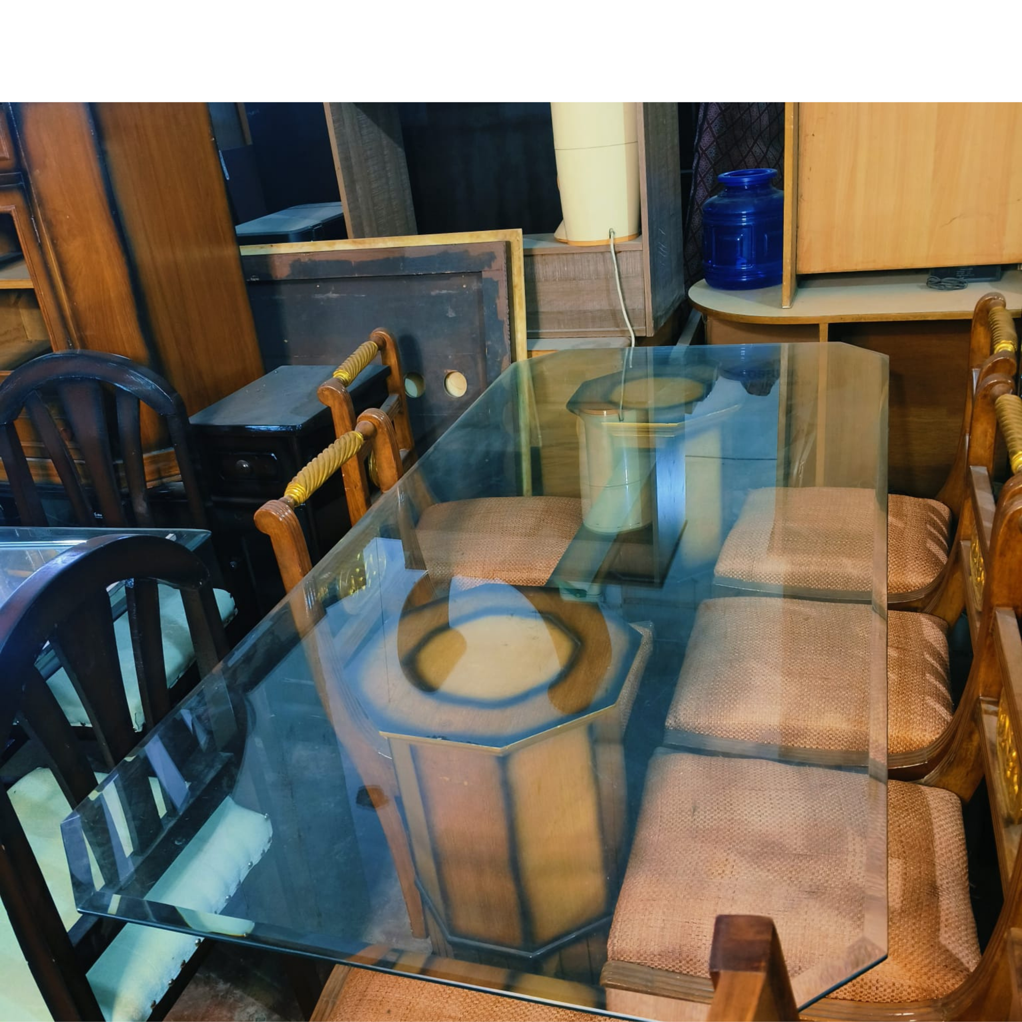 Pure teak wood dining table - Image 3