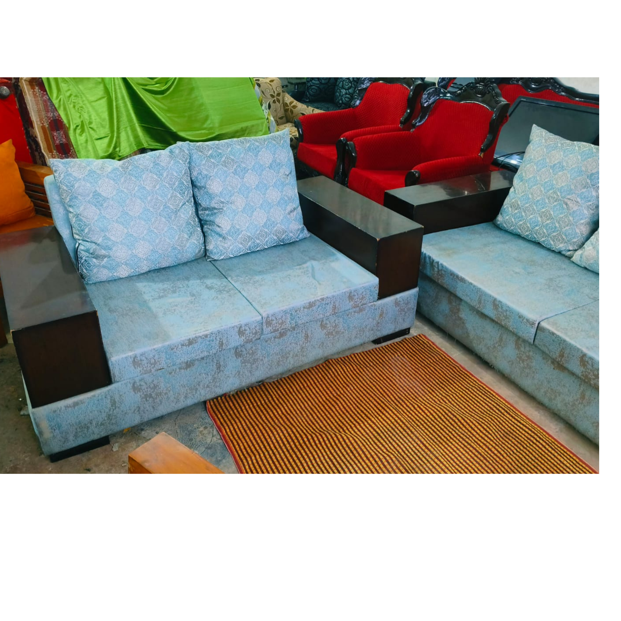 Solid teak wood dining table - Image 4