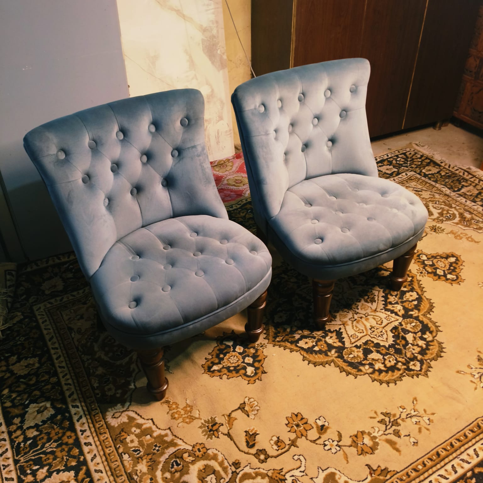 Bed room chair - Image 3