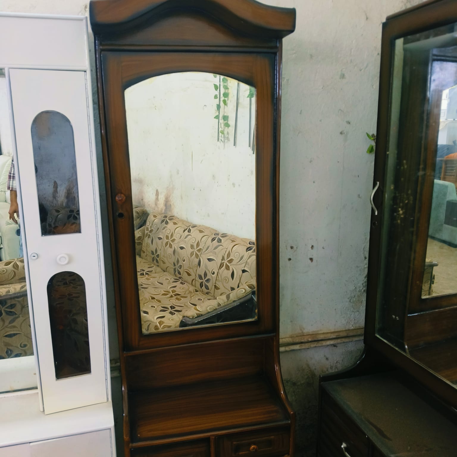 Dressing table - Image 2