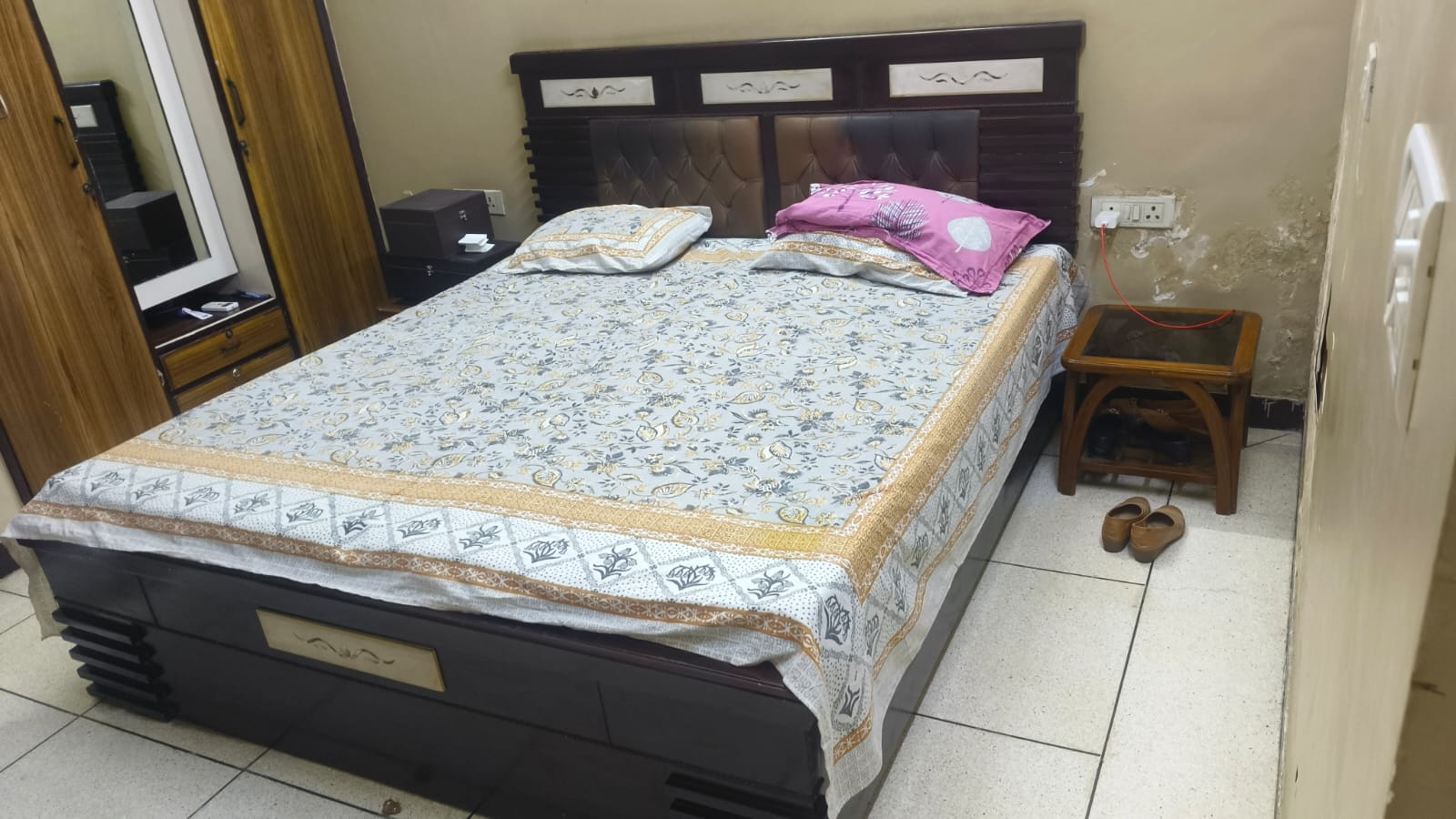 Double bed - Image 4