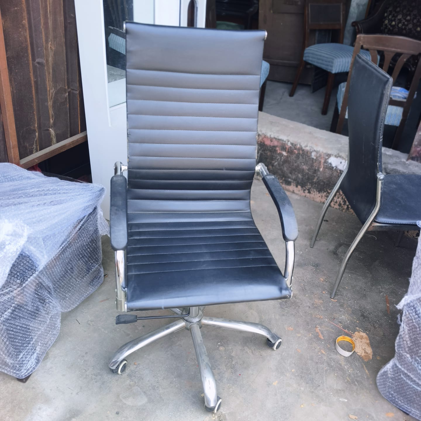 Stainless steel office chair - Image 4