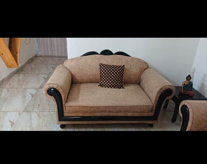 Teak wood carved sofa set - Image 4