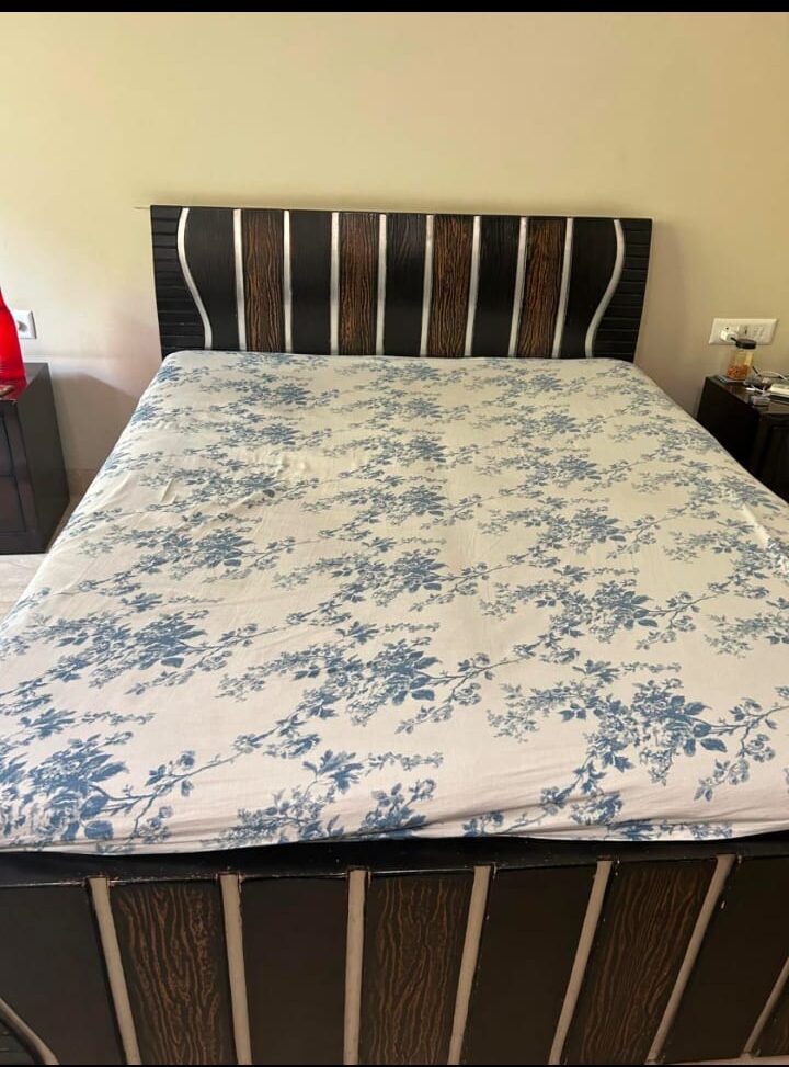 Queen size double bed