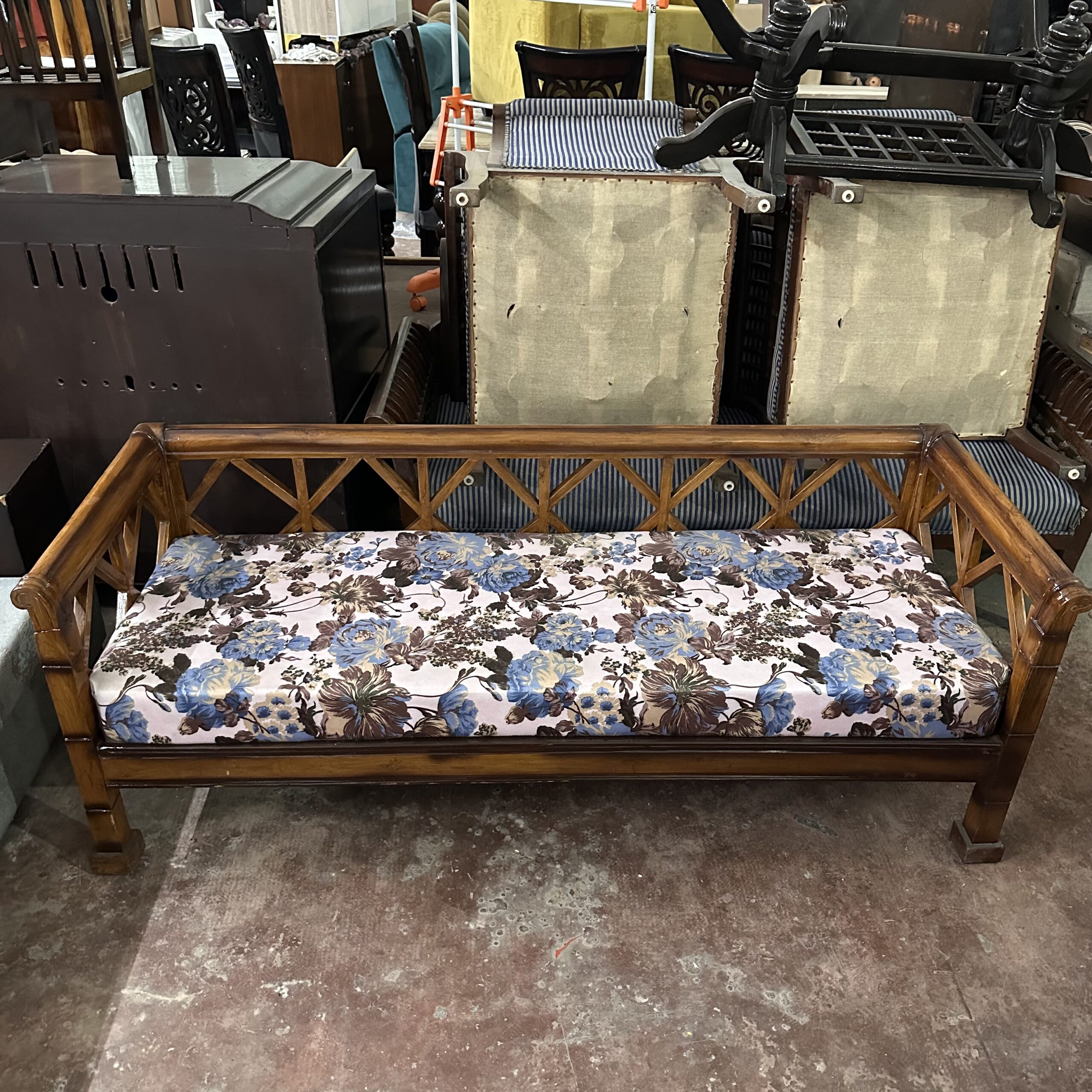 3 Seater wooden couch with floral cushion - Image 2