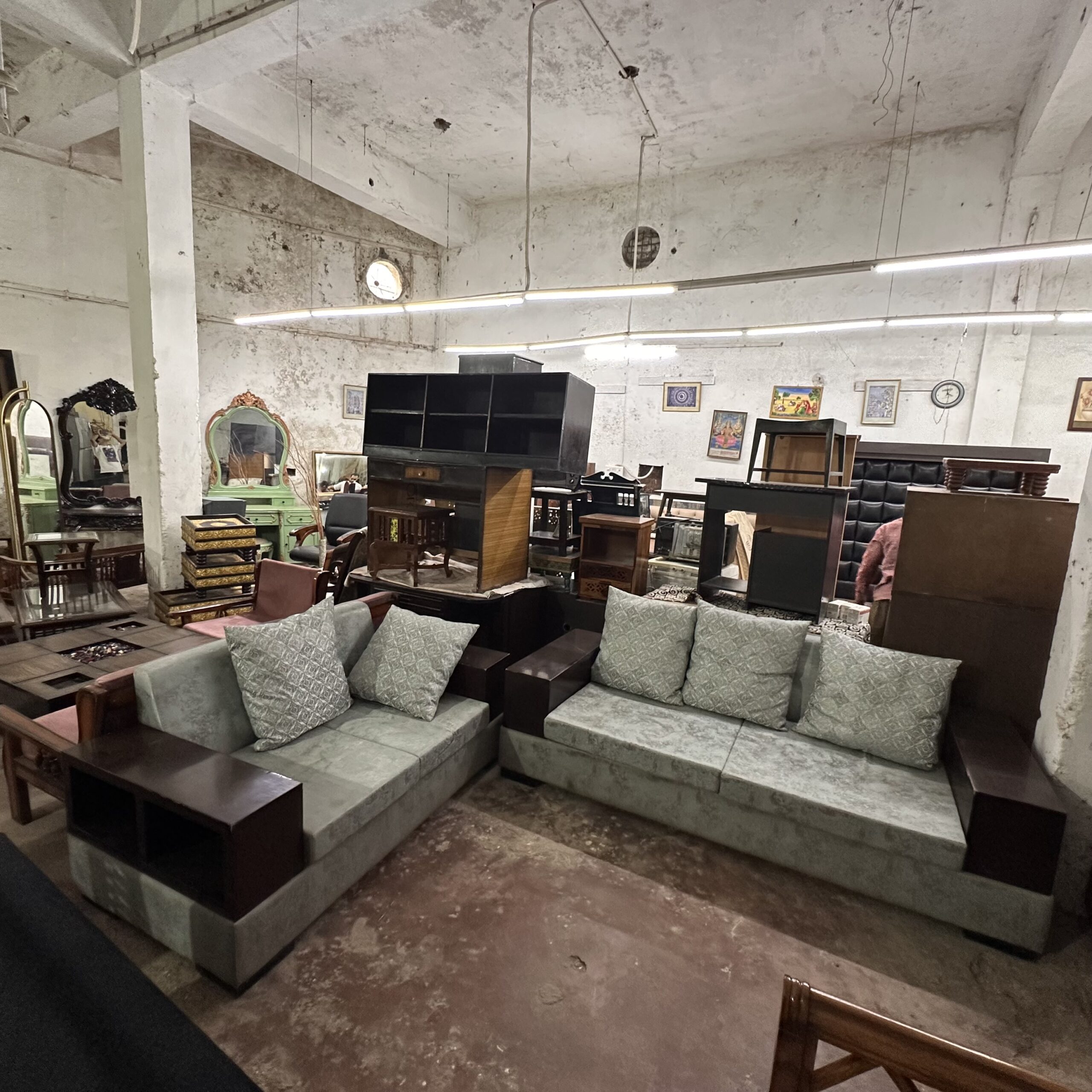 Premium sofa - Image 2